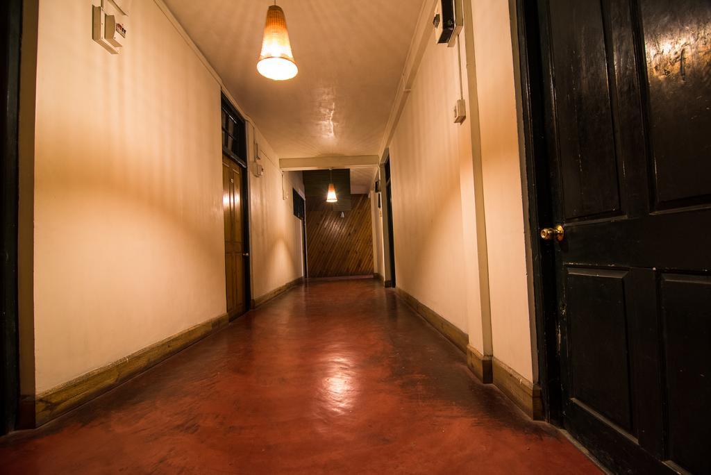 The Anchorage Hotell Shillong Exteriör bild