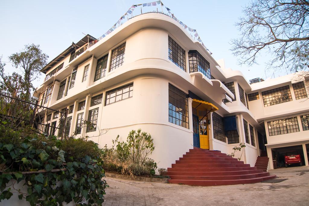 The Anchorage Hotell Shillong Exteriör bild