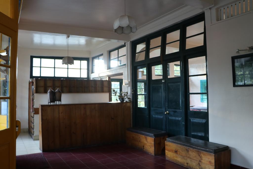 The Anchorage Hotell Shillong Exteriör bild